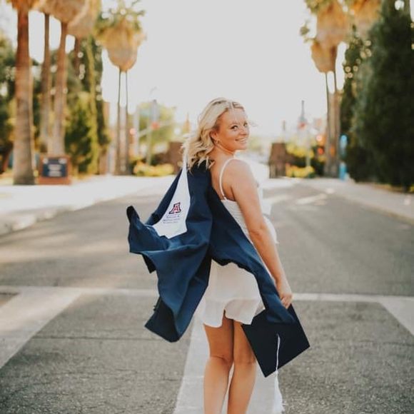 hollyjjohnston